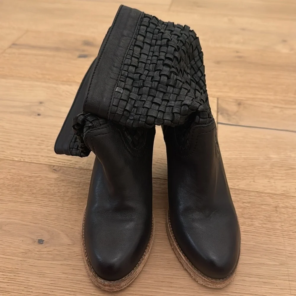Australia Luxe Collective Wynn Black Leather Woven Ankle Boots Women’s 7.5